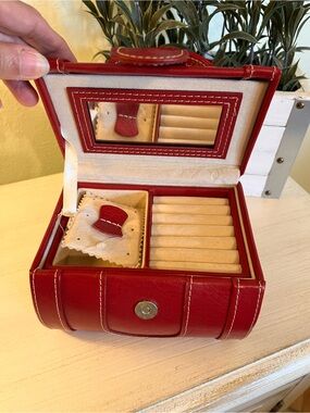 Tuscan Designs Jewelry Box Red Leather Purse Style NWT